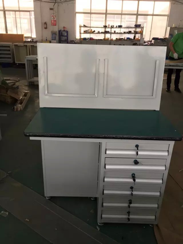 �����_